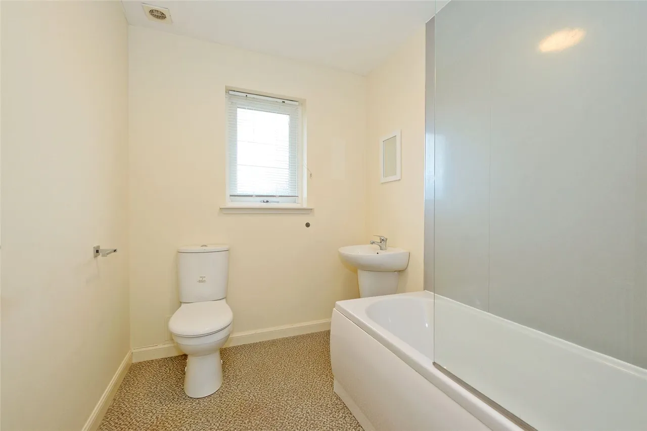 Station Place, Hatton, AB42, photo 16