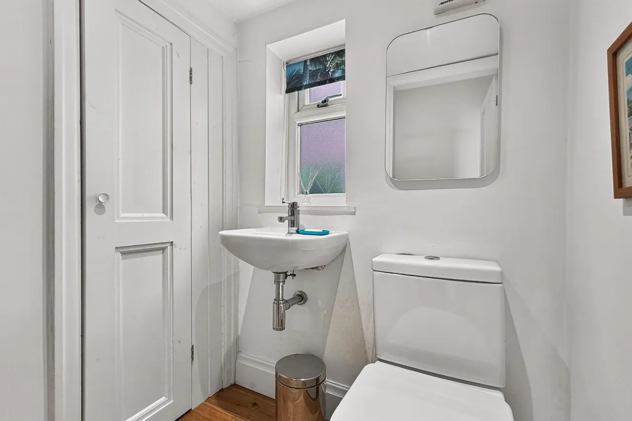 Priory Road, Bowdon, Cheshire WA14 3BS, photo 11