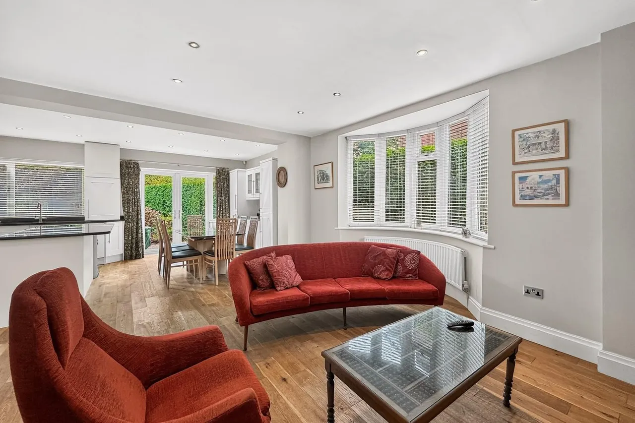 Priory Road, Bowdon, Cheshire WA14 3BS, photo 2