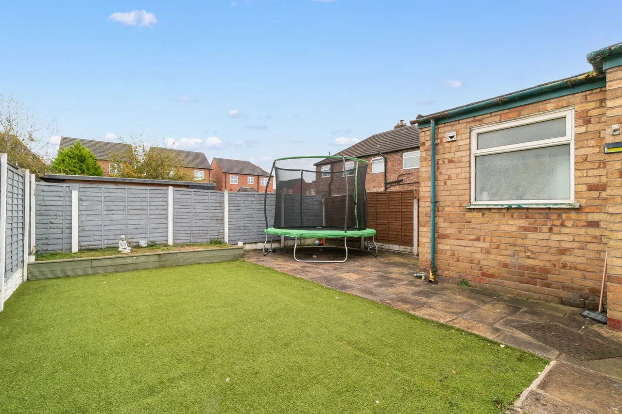 Moseley Avenue, Warrington, Warrington, WA4 1NX, photo 12