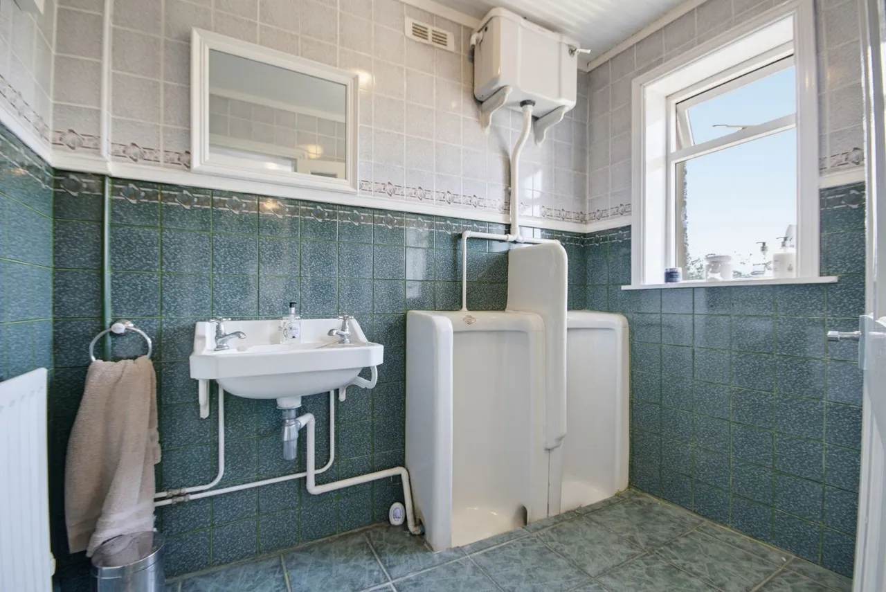 Manchester Road, Linthwaite, HD7, photo 18