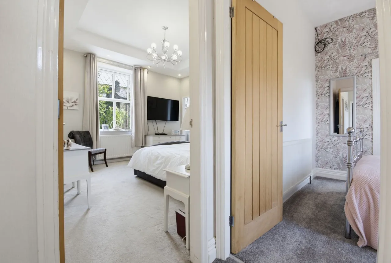 Manchester Road, Linthwaite, HD7, photo 22