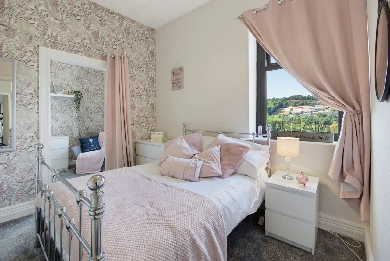 Manchester Road, Linthwaite, HD7, photo 24