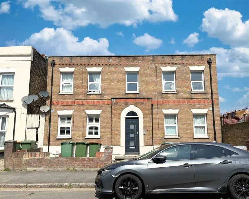 1 bed flat to rent, Bignold Road, Forest Gate, E7