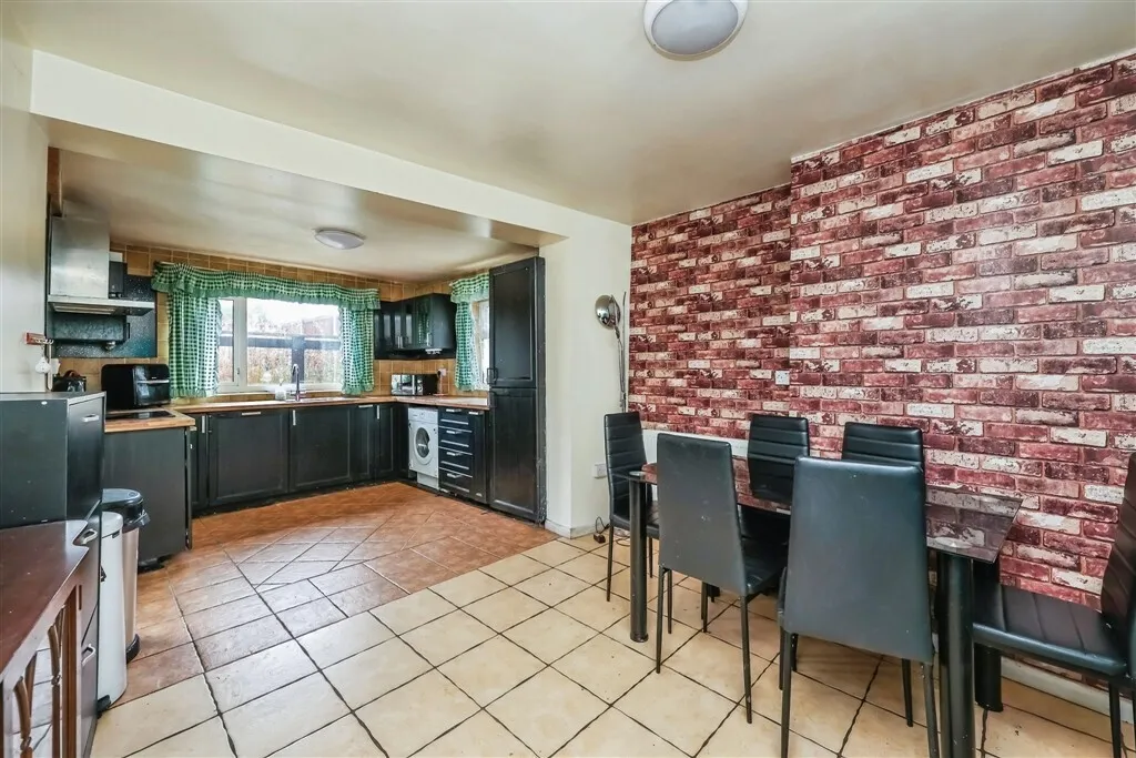 Chewton Street, Eastwood, NOTTINGHAM, photo 7