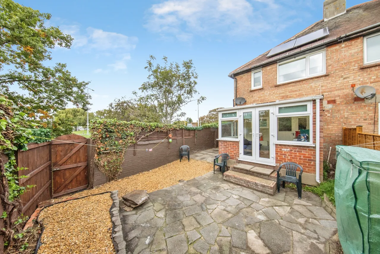 St. Johns Road, Clacton-On-Sea, CO15, photo 17