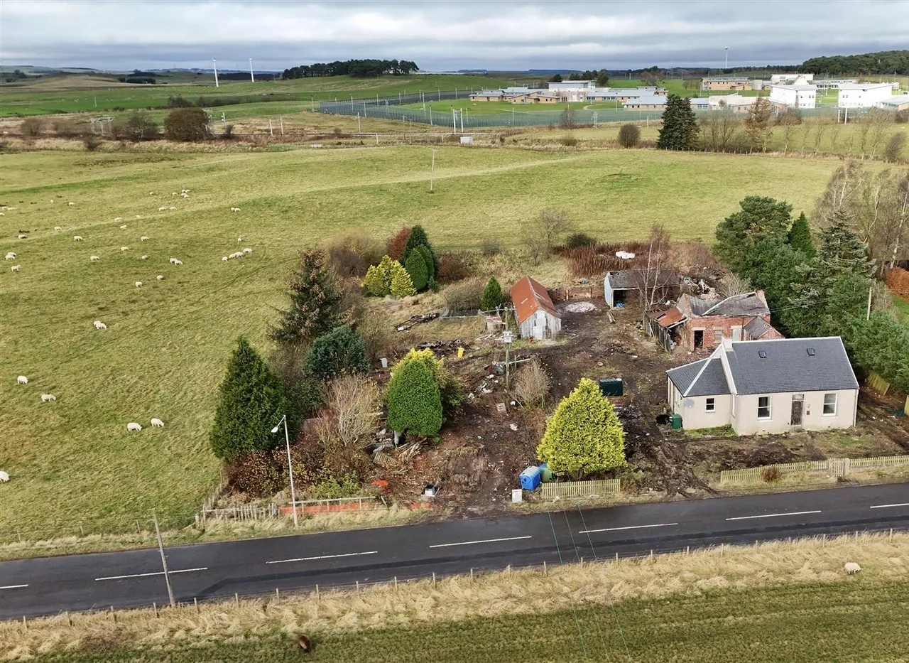 Carnwath Road, Carstairs Junction, Lanark, ML11 8RW, photo 2