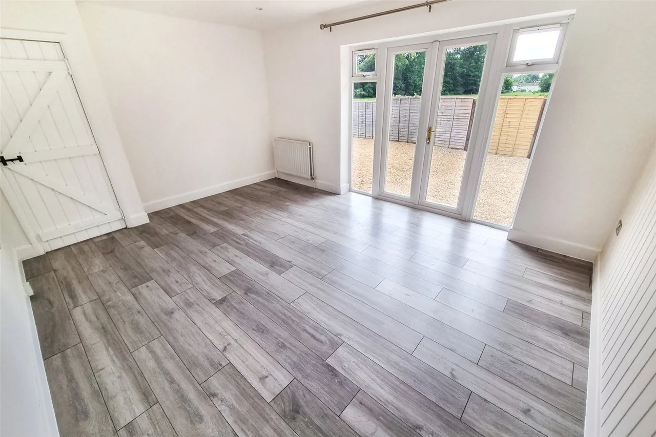 Mytchett Road, Mytchett, Camberley, Surrey, GU16 6AH, photo 13