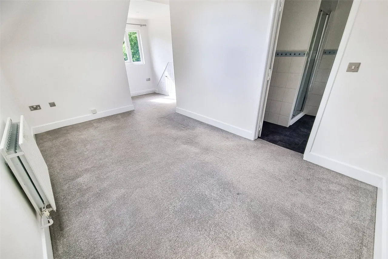 Mytchett Road, Mytchett, Camberley, Surrey, GU16 6AH, photo 18