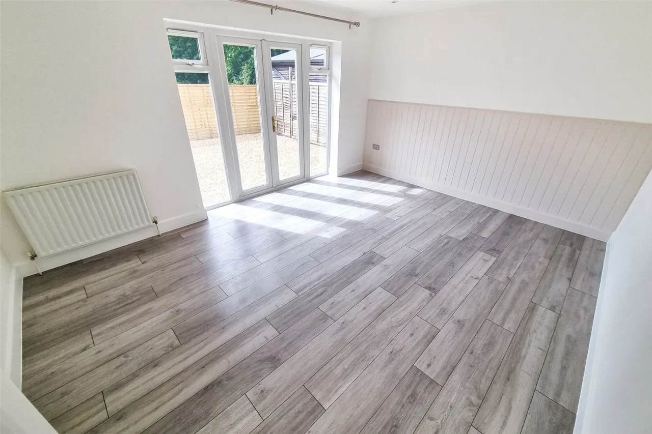Mytchett Road, Mytchett, Camberley, Surrey, GU16 6AH, photo 12