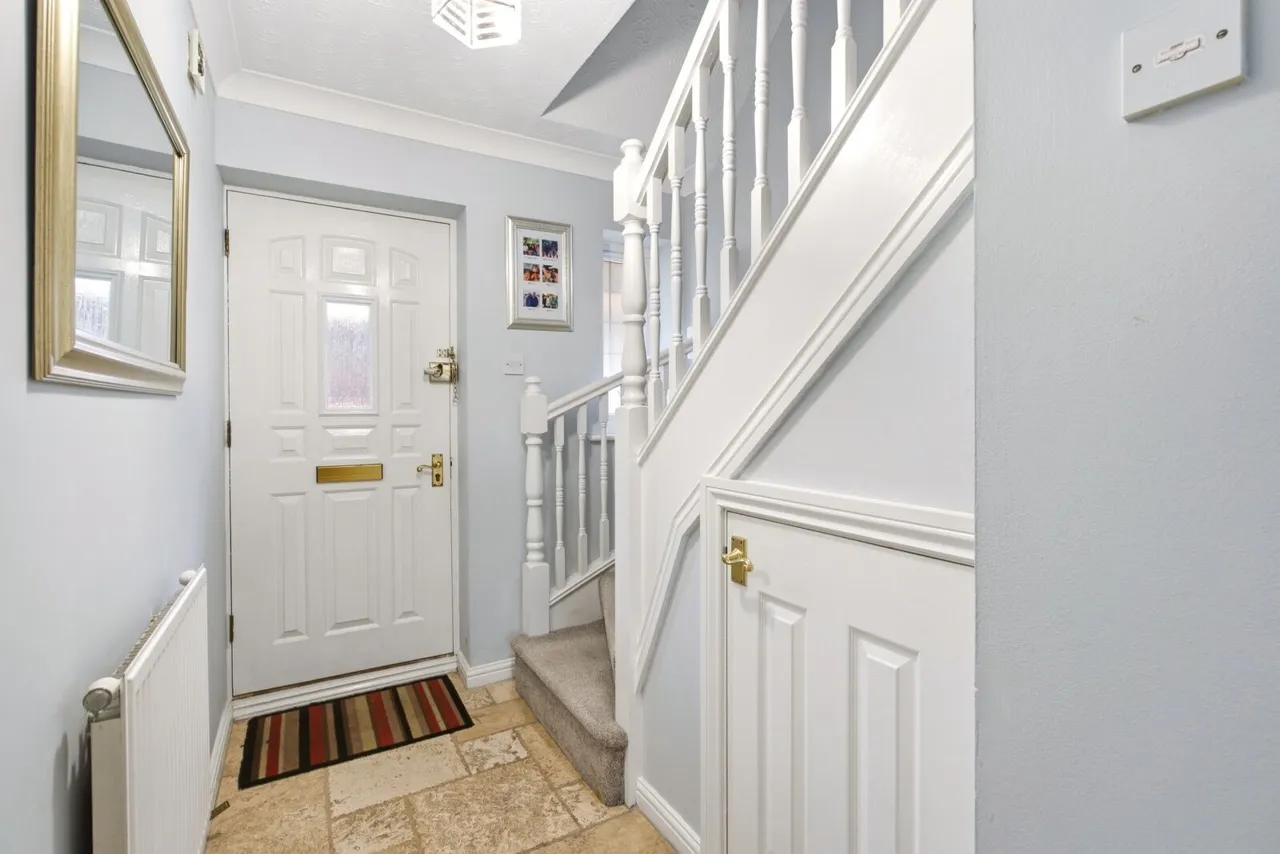 Mardle Close, Caddington, LU1, photo 8