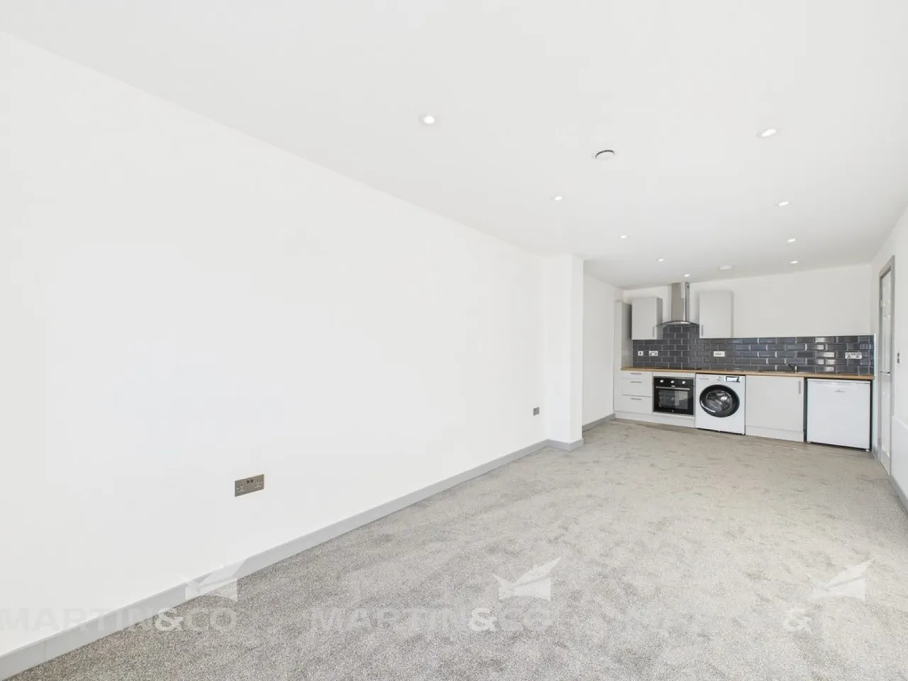 1 bed flat to rent, Consort House, Waterdale, DN1