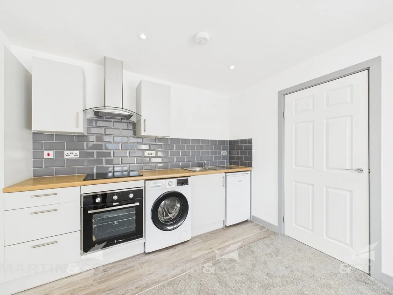 Consort House, Waterdale, DN1, photo 2