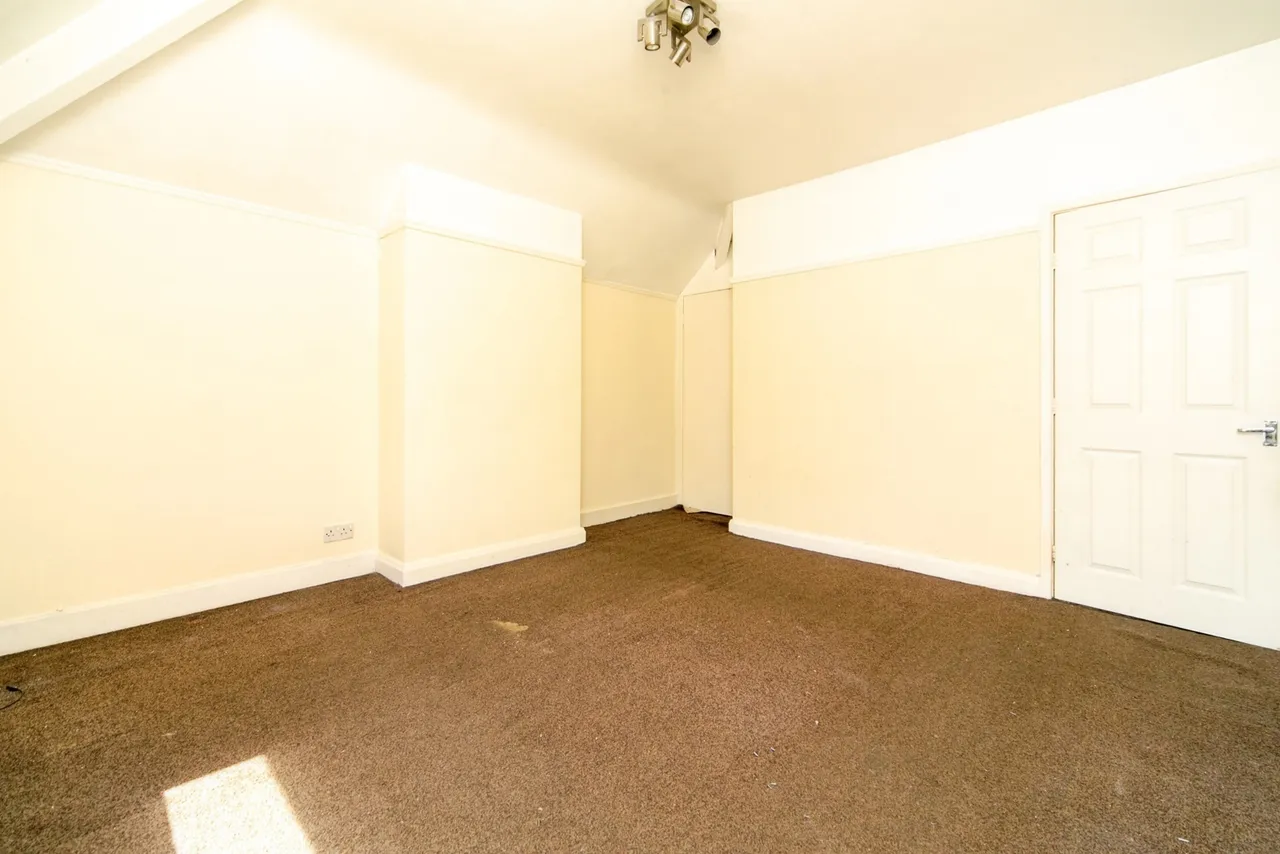 Dale Avenue, Bromborough, CH62, photo 7