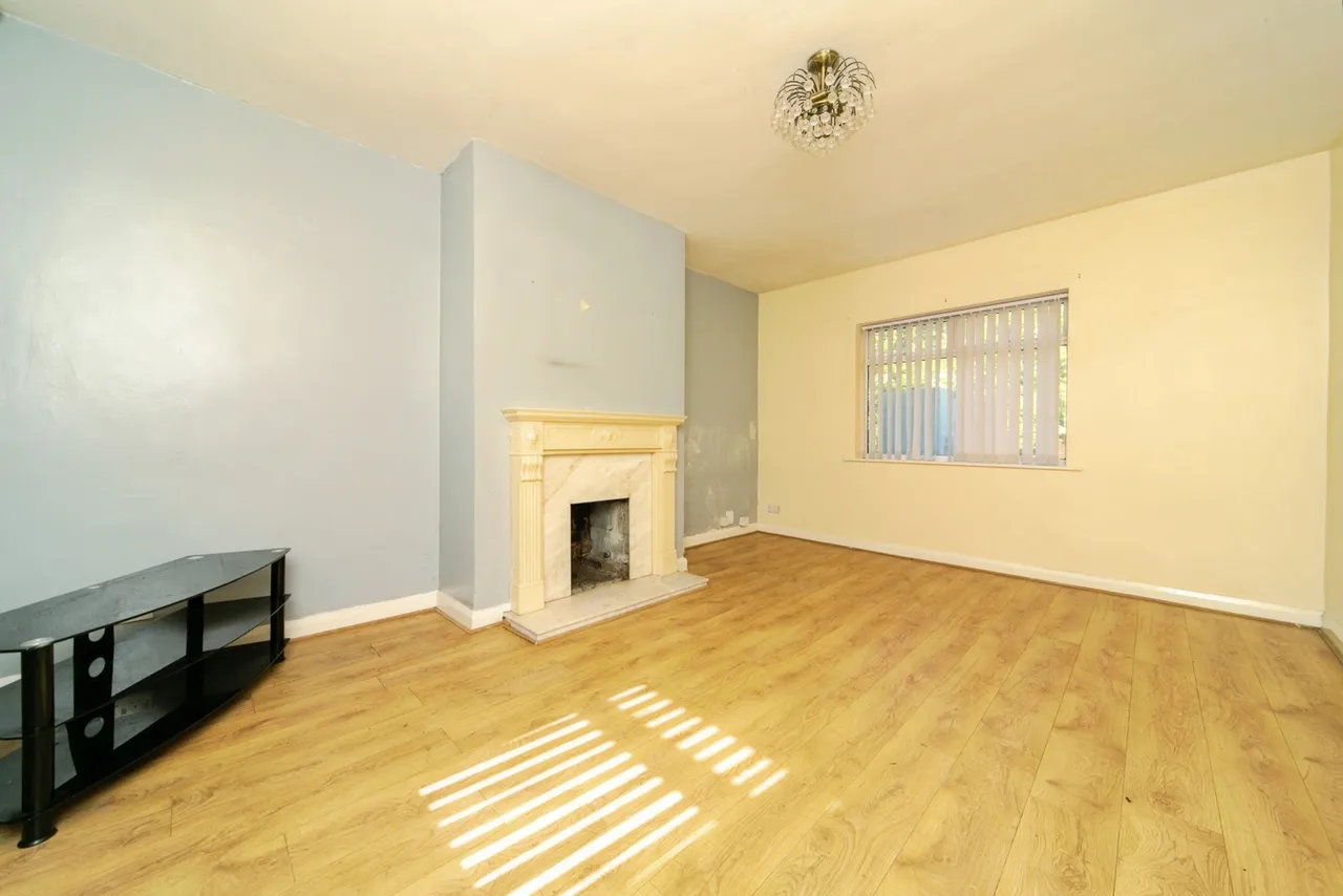 Dale Avenue, Bromborough, CH62, photo 2