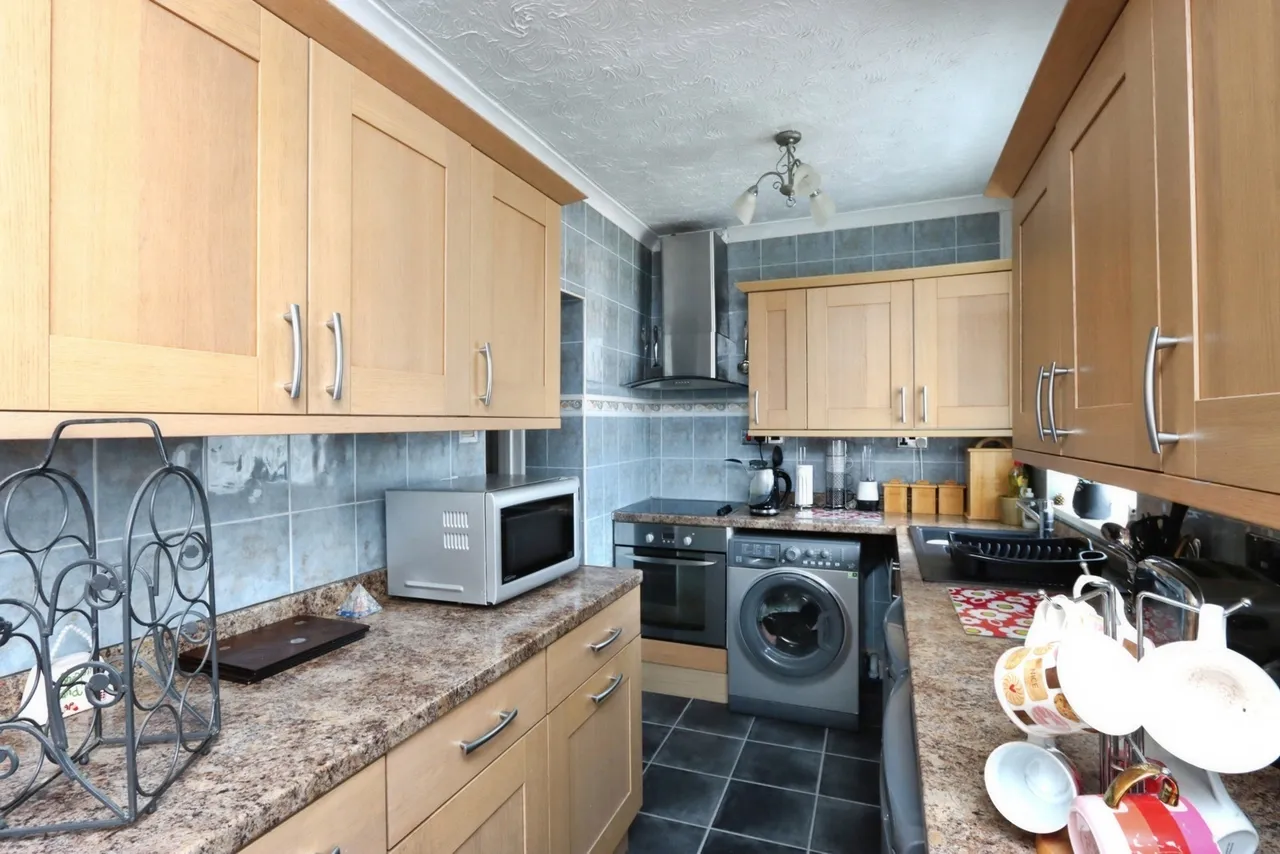 Dyke Vale Place, Sheffield, S12, photo 2