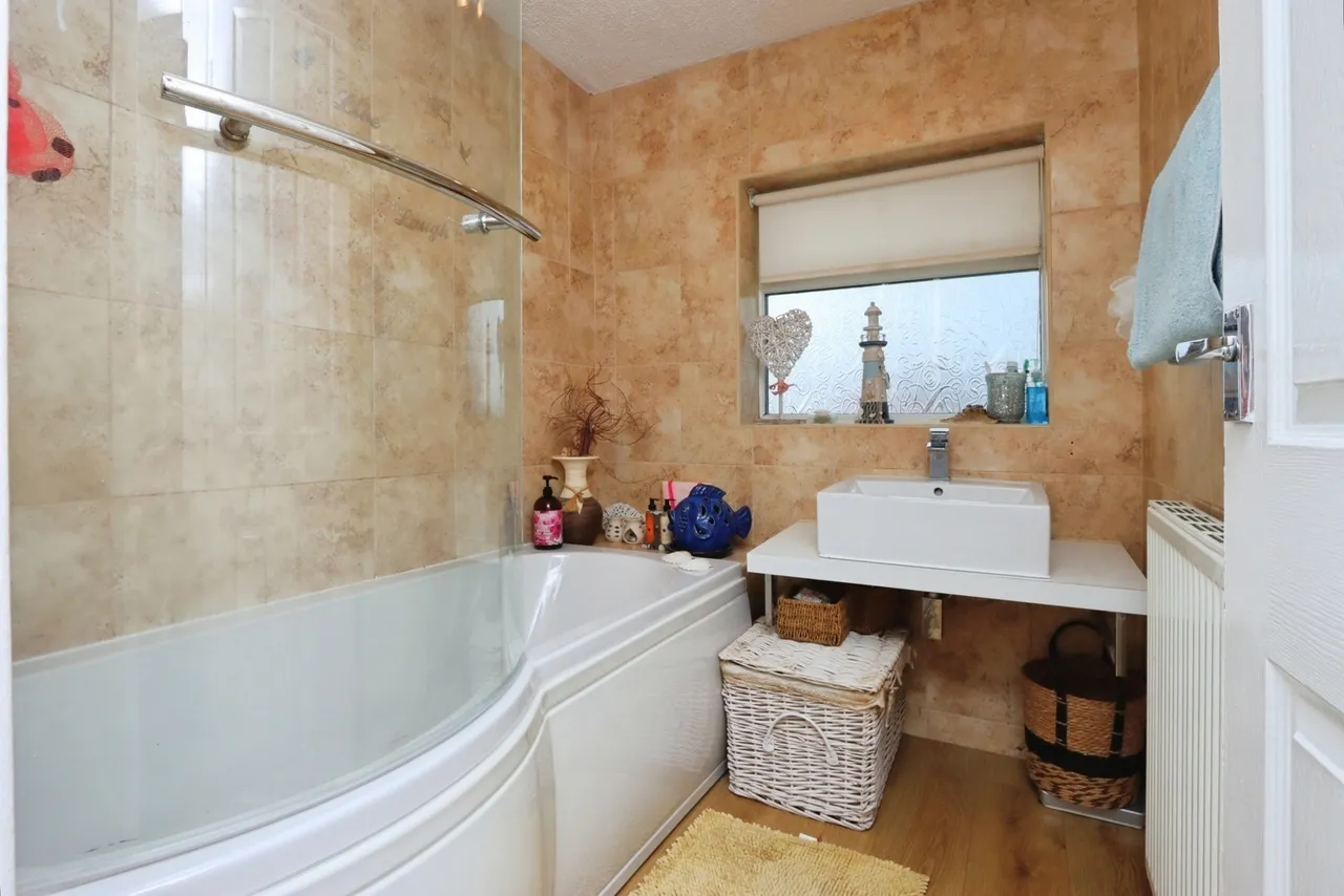 Dyke Vale Place, Sheffield, S12, photo 15