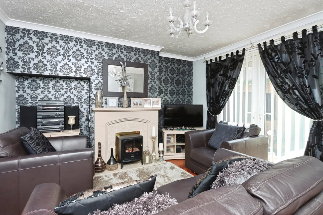 Dyke Vale Place, Sheffield, S12, photo 3