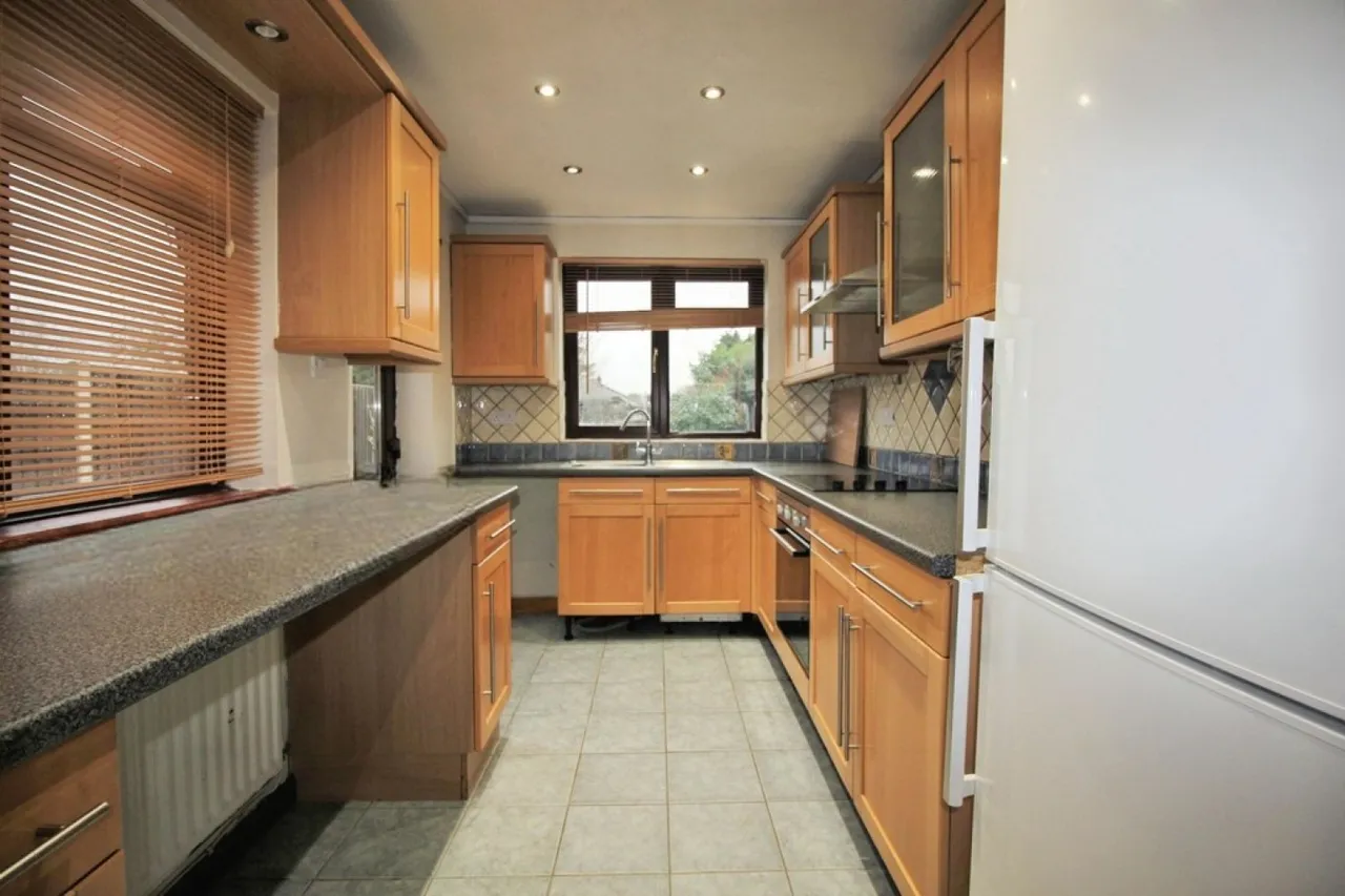 Springwell Gardens, Churchdown, GL3, photo 4