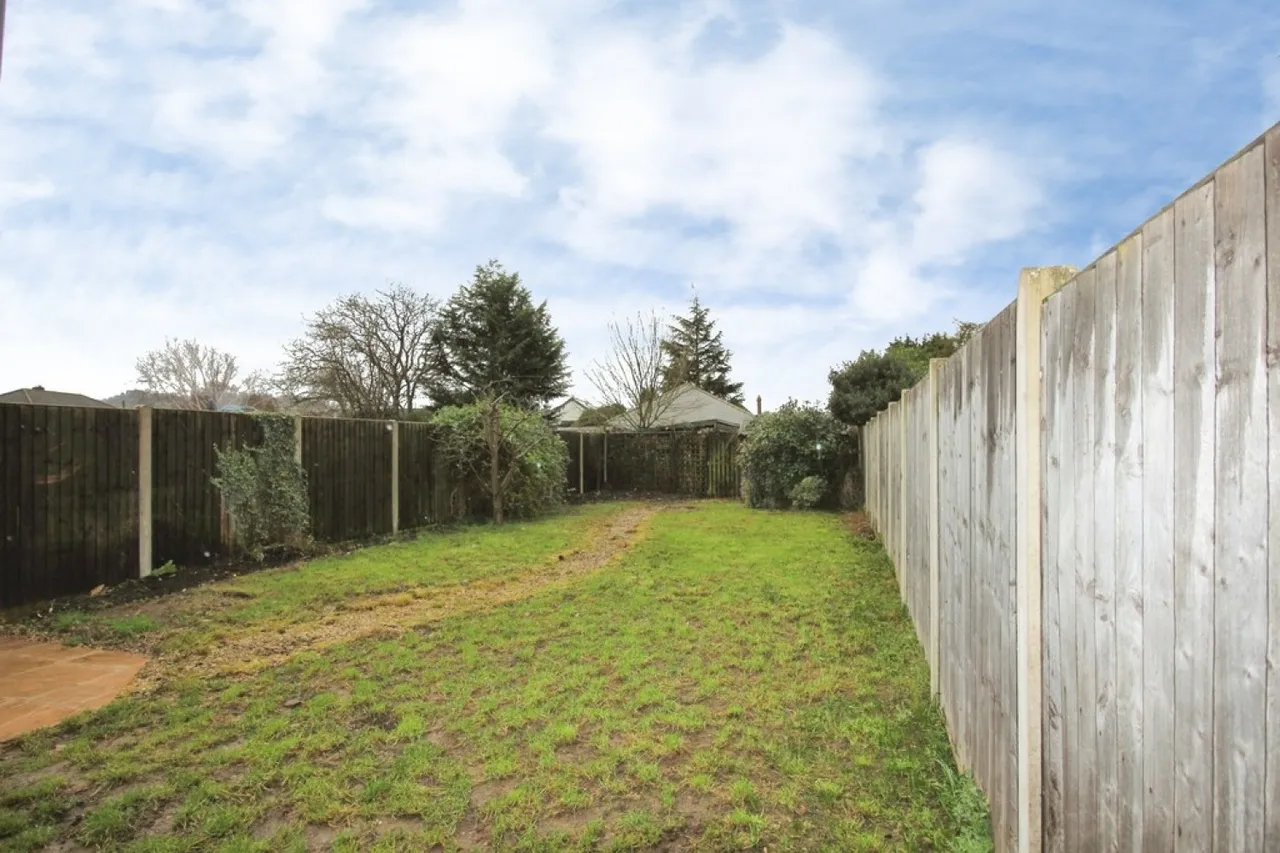 Springwell Gardens, Churchdown, GL3, photo 9