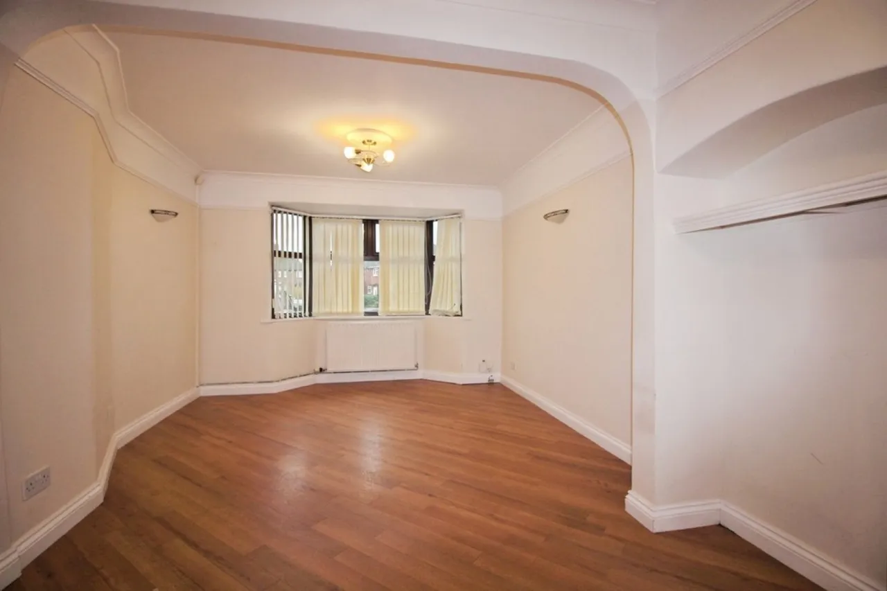 Springwell Gardens, Churchdown, GL3, photo 3