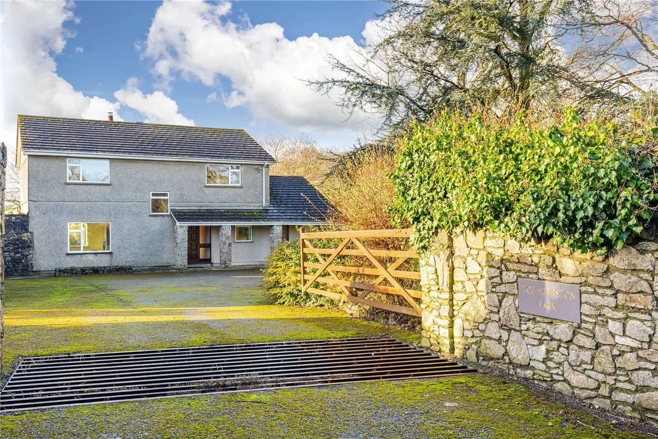 4 bed house for sale, Littlehempston, Totnes, TQ9