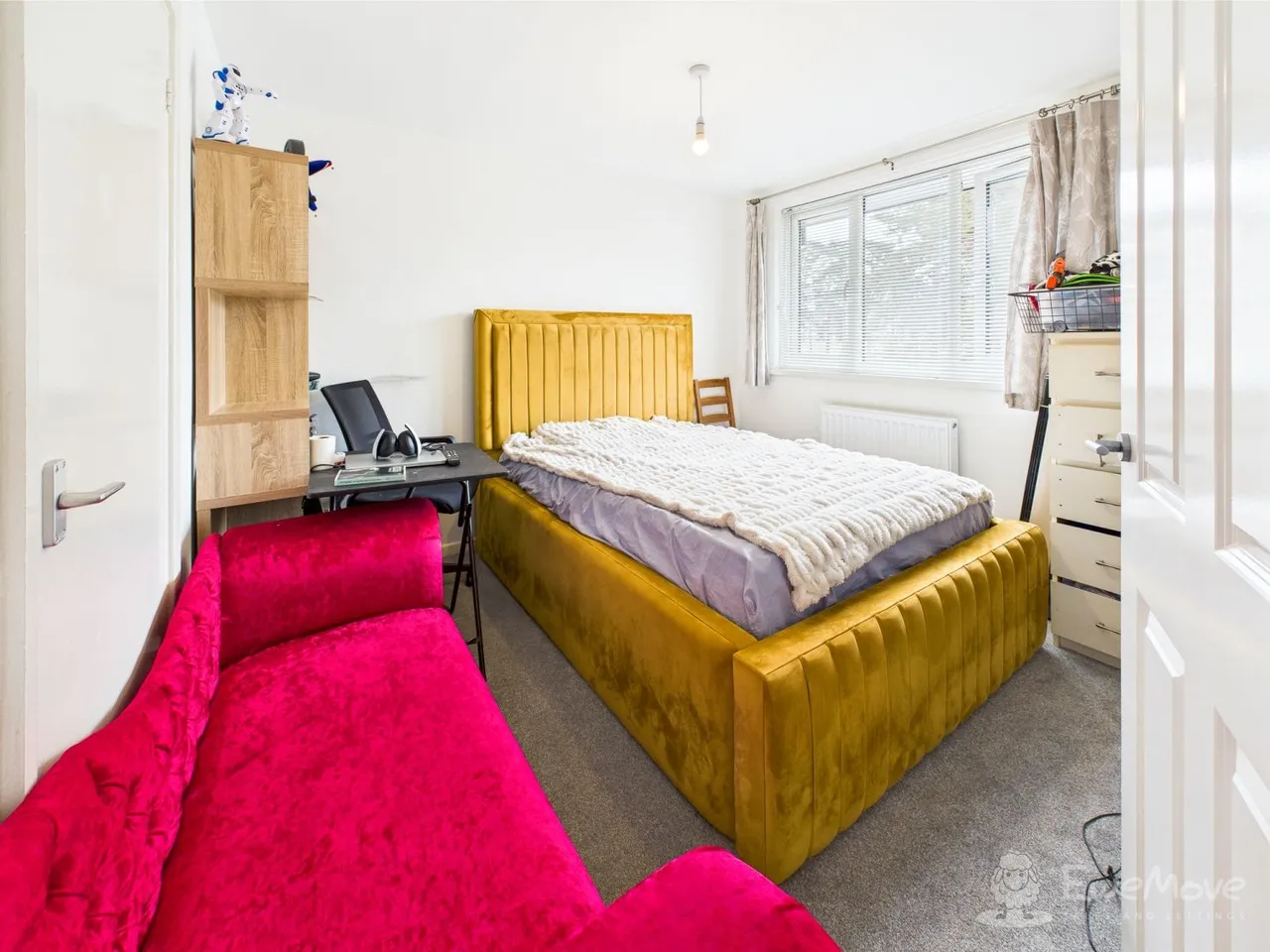 Lamerton Close, Bordon, GU35, photo 6