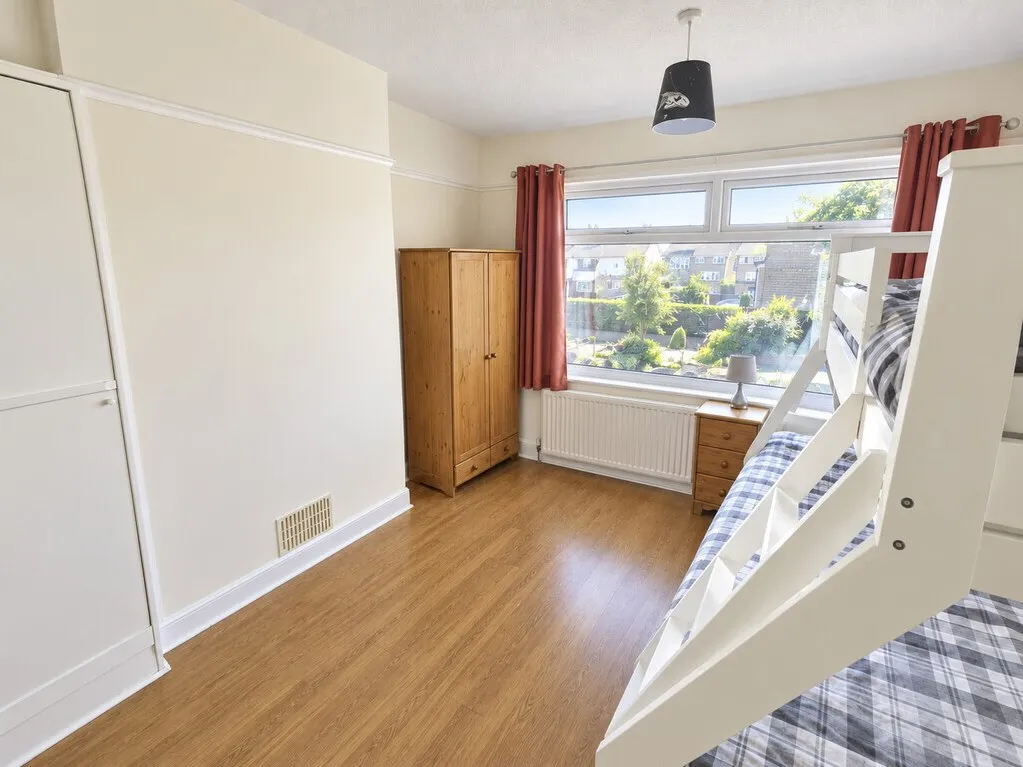 Mill Lane, Birkenshaw, BD11, photo 5