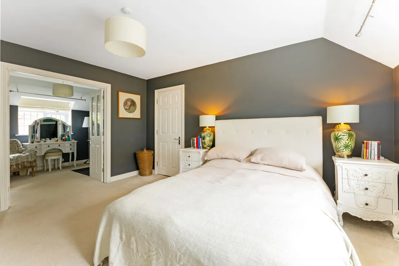 Lees Hill, South Warnborough, RG29, photo 6