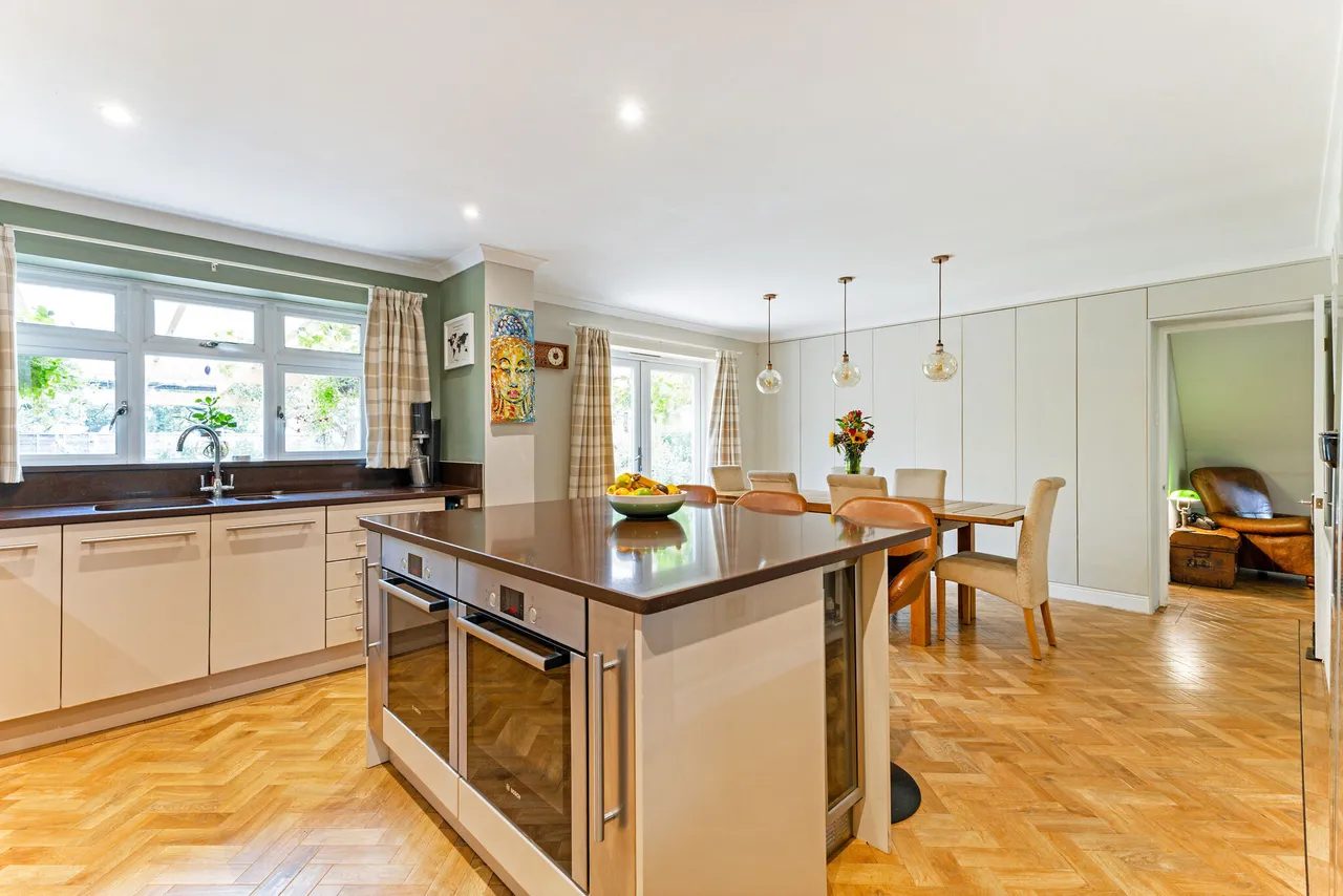 Lees Hill, South Warnborough, RG29, photo 5