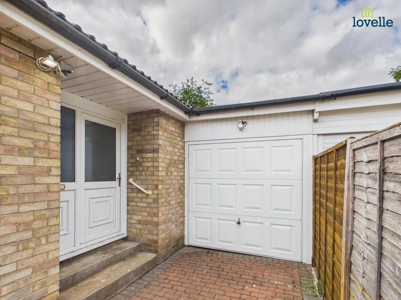 Pegasus Spring Bank, Binbrook, LN8, photo 17