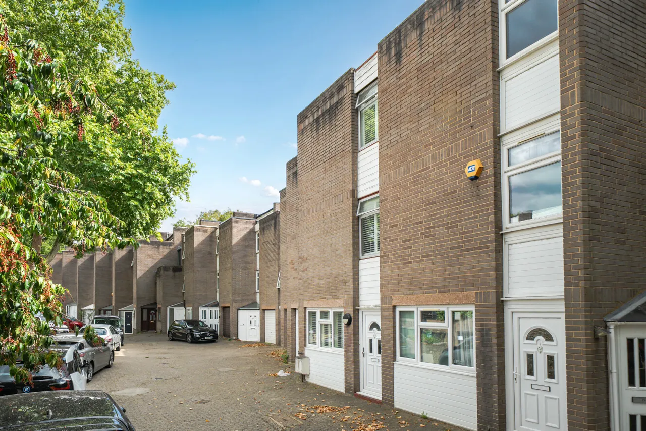 Coburg Crescent, Tulse Hill, SW2, photo 2