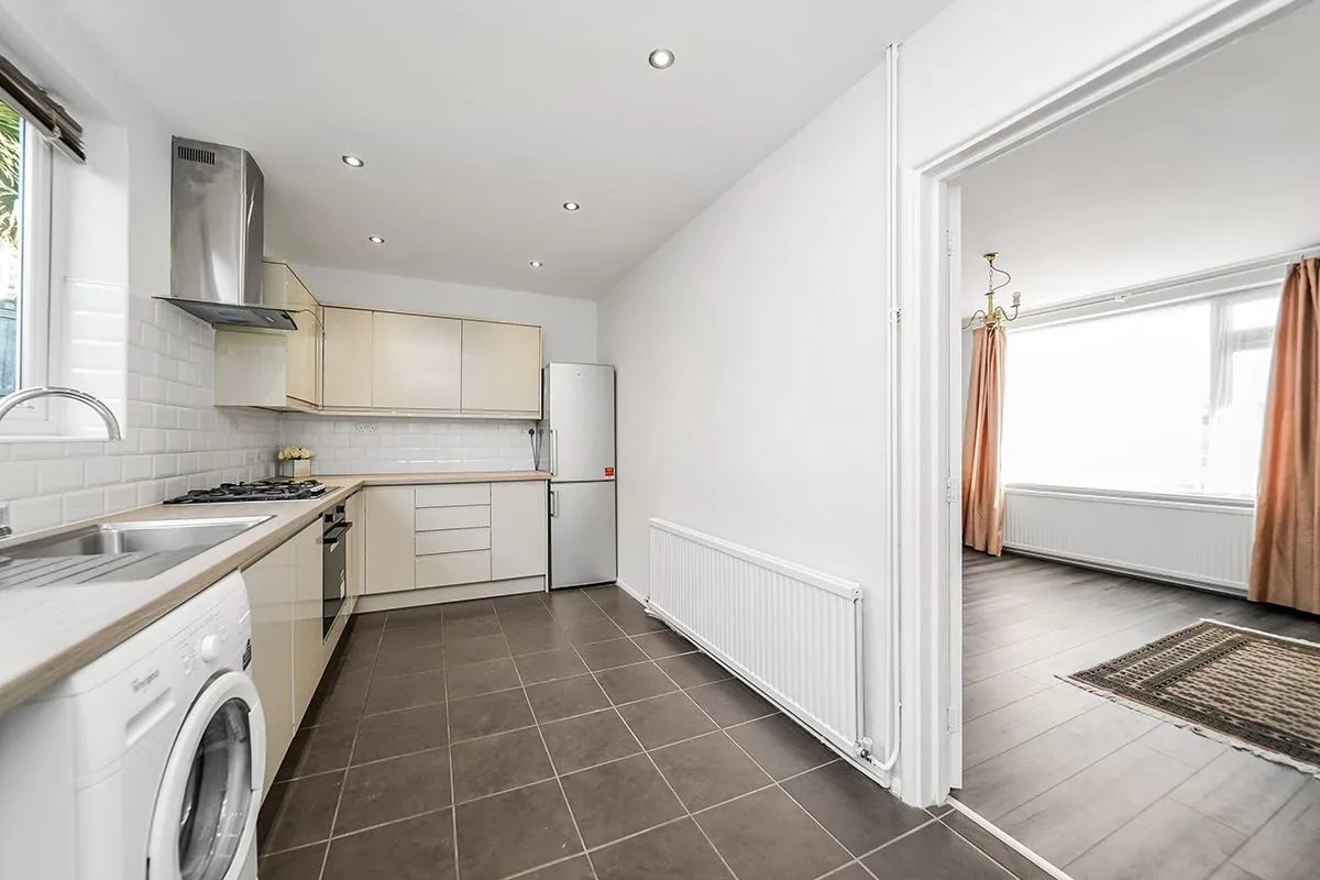 Tine Road, Chigwell, IG7, photo 4