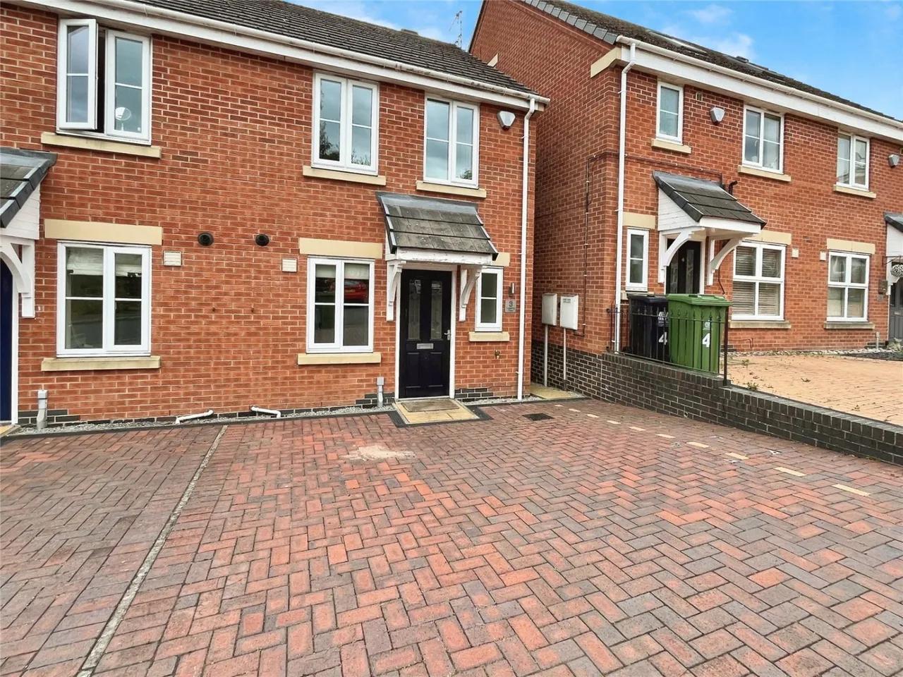 2 bed house to rent, Lapwing Close, Kilburn, DE56
