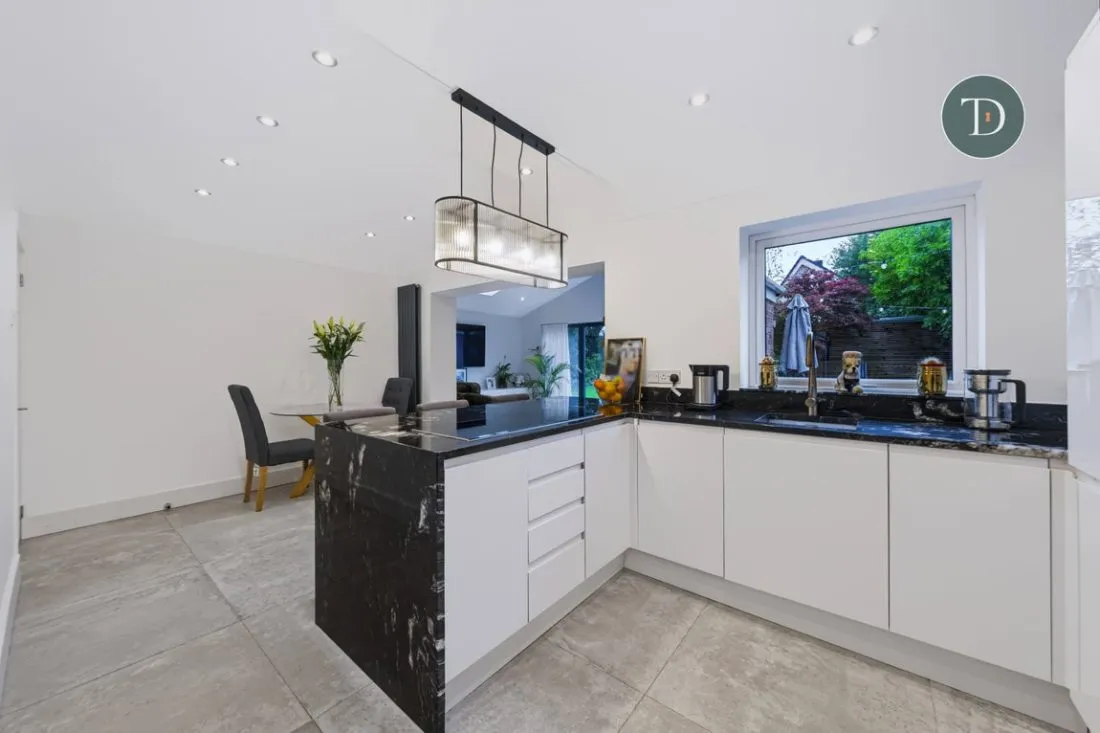 Red Lion Lane, Little Sutton, CH66, photo 11