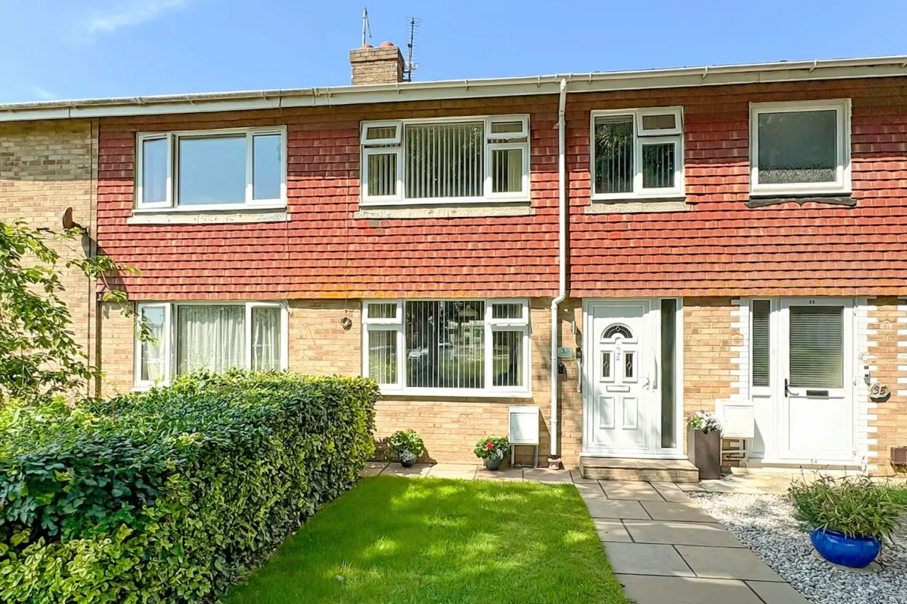 3 bed house for sale, East Preston, Littlehampton, BN16