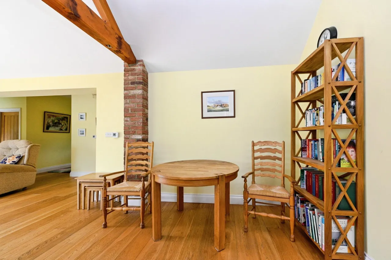 Hall Farm Road, Gayton, PE32, photo 8