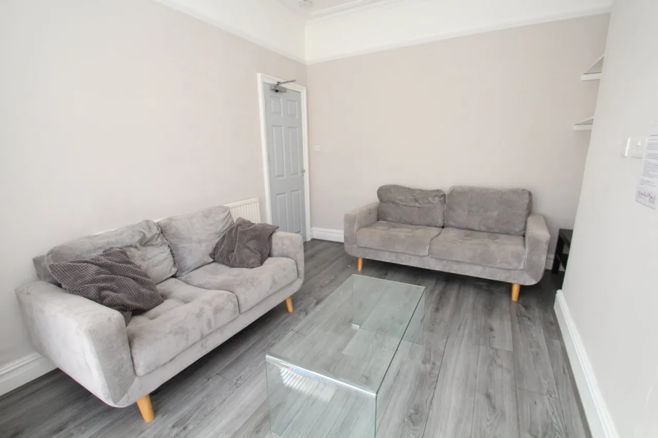 Grimthorpe Terrace, Headingley, LS6, photo 5
