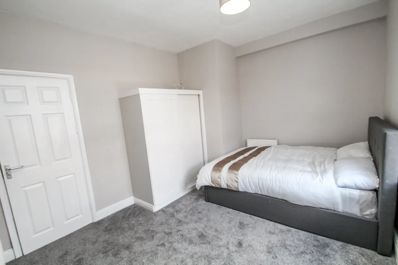 Grimthorpe Terrace, Headingley, LS6, photo 13