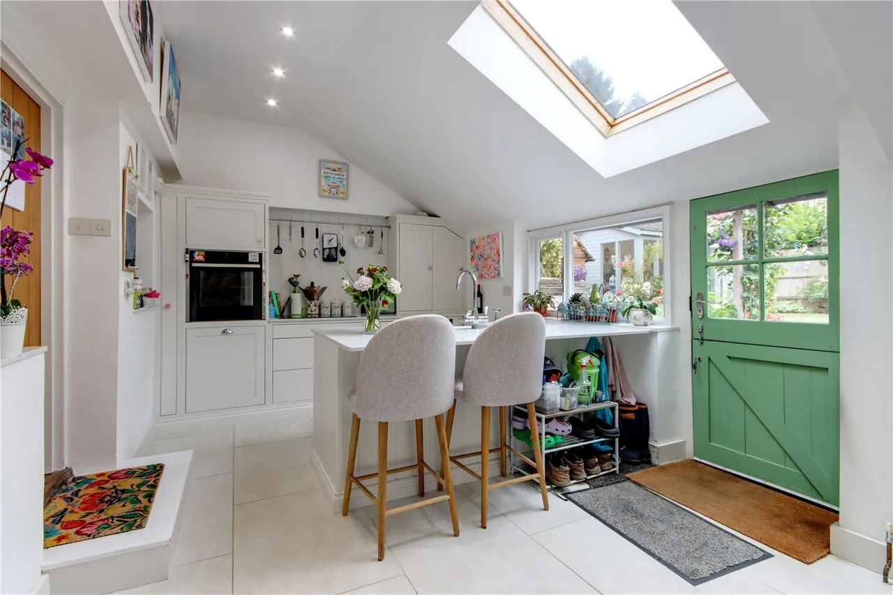 The Street, Sissinghurst, TN17, photo 8