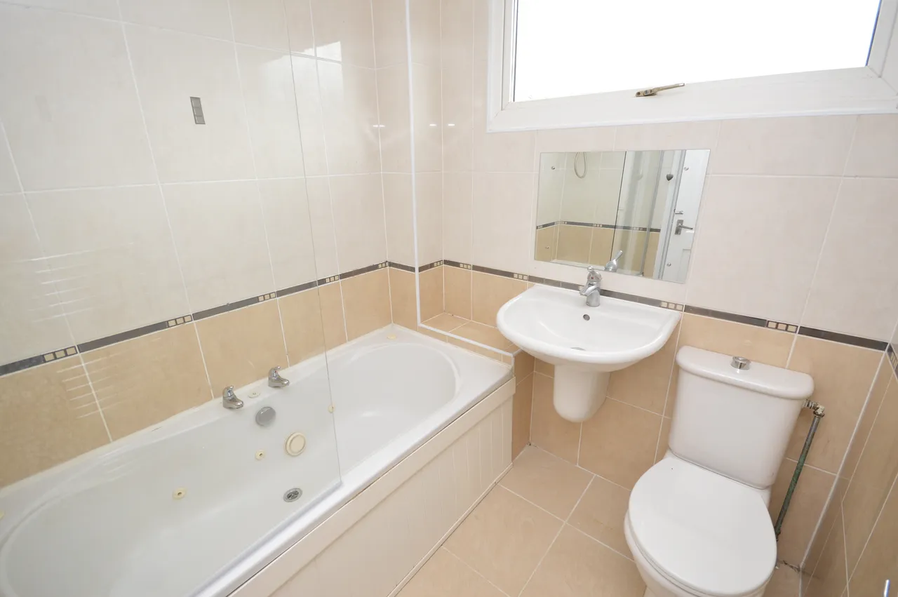 Braemar Close, Kettering, NN15, photo 4