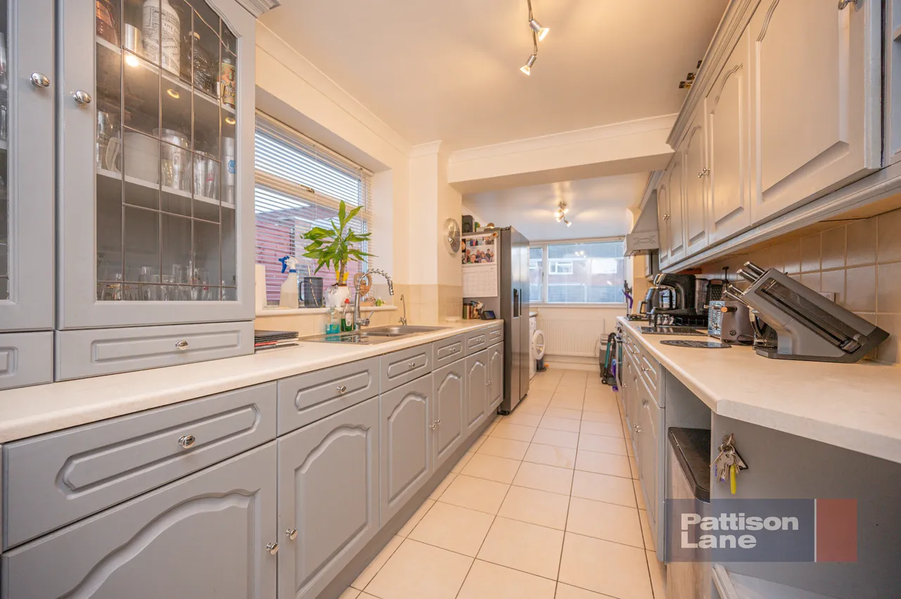 Braemar Close, Kettering, NN15, photo 9