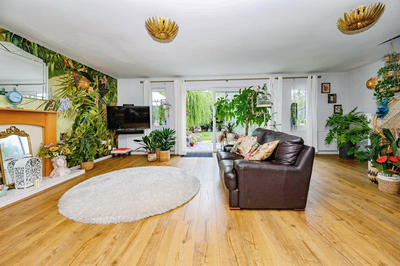 Marston Gardens, Luton, LU2, photo 13
