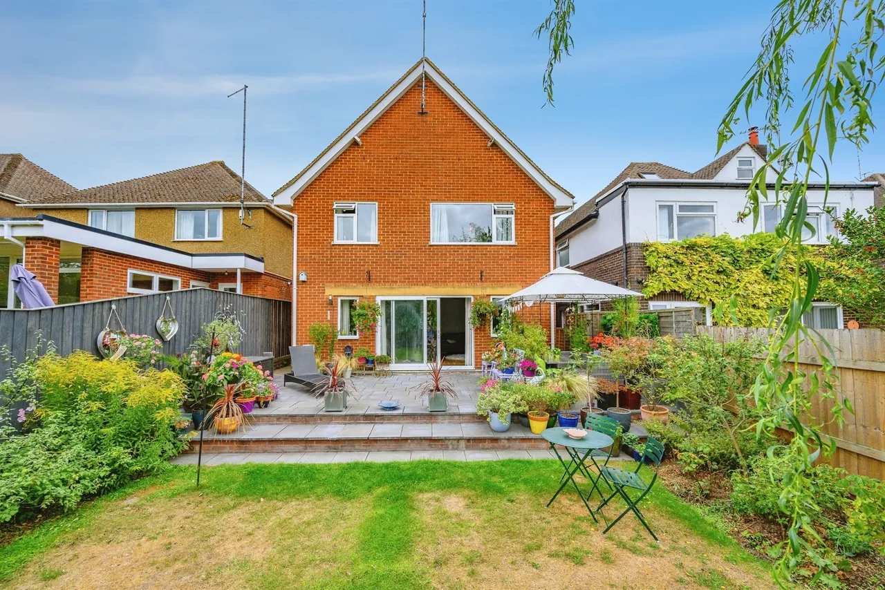 Marston Gardens, Luton, LU2, photo 20