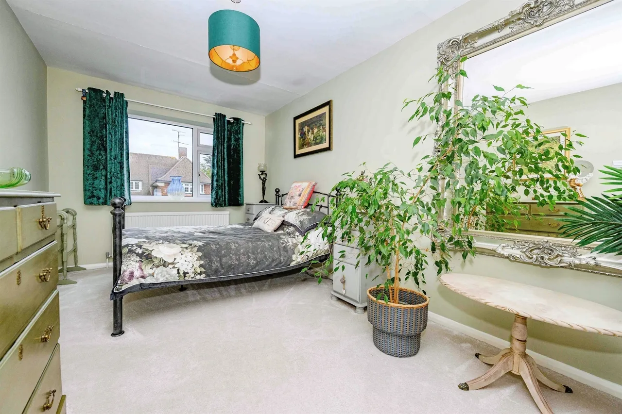 Marston Gardens, Luton, LU2, photo 8