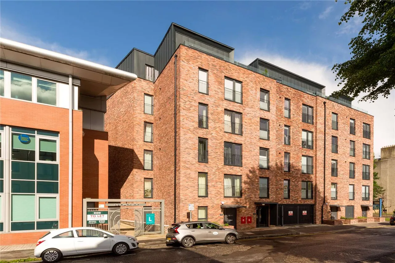 Flat 31 Logie Green Road, Edinburgh, Midlothian, EH7 4GR, photo 12