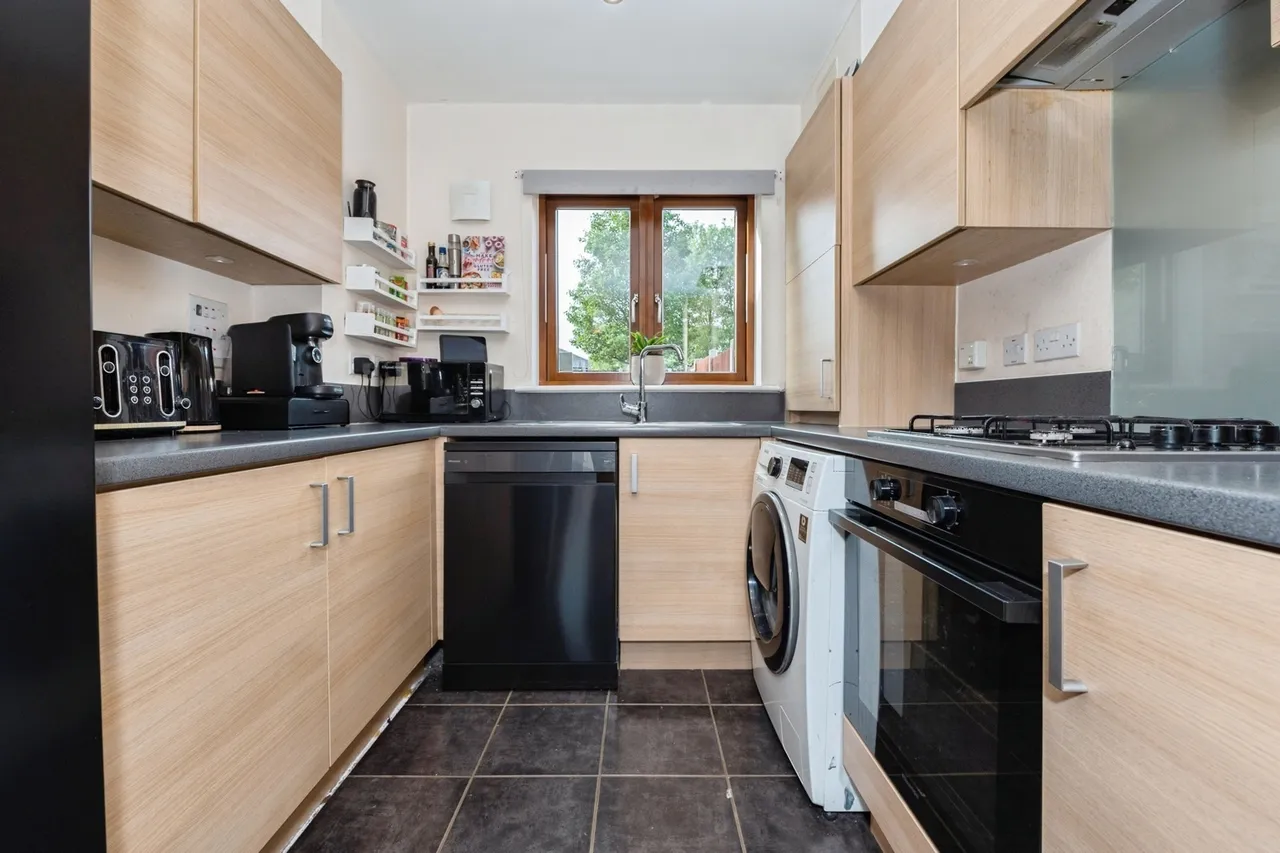 Raleigh Close, Gravesend, DA12, photo 6