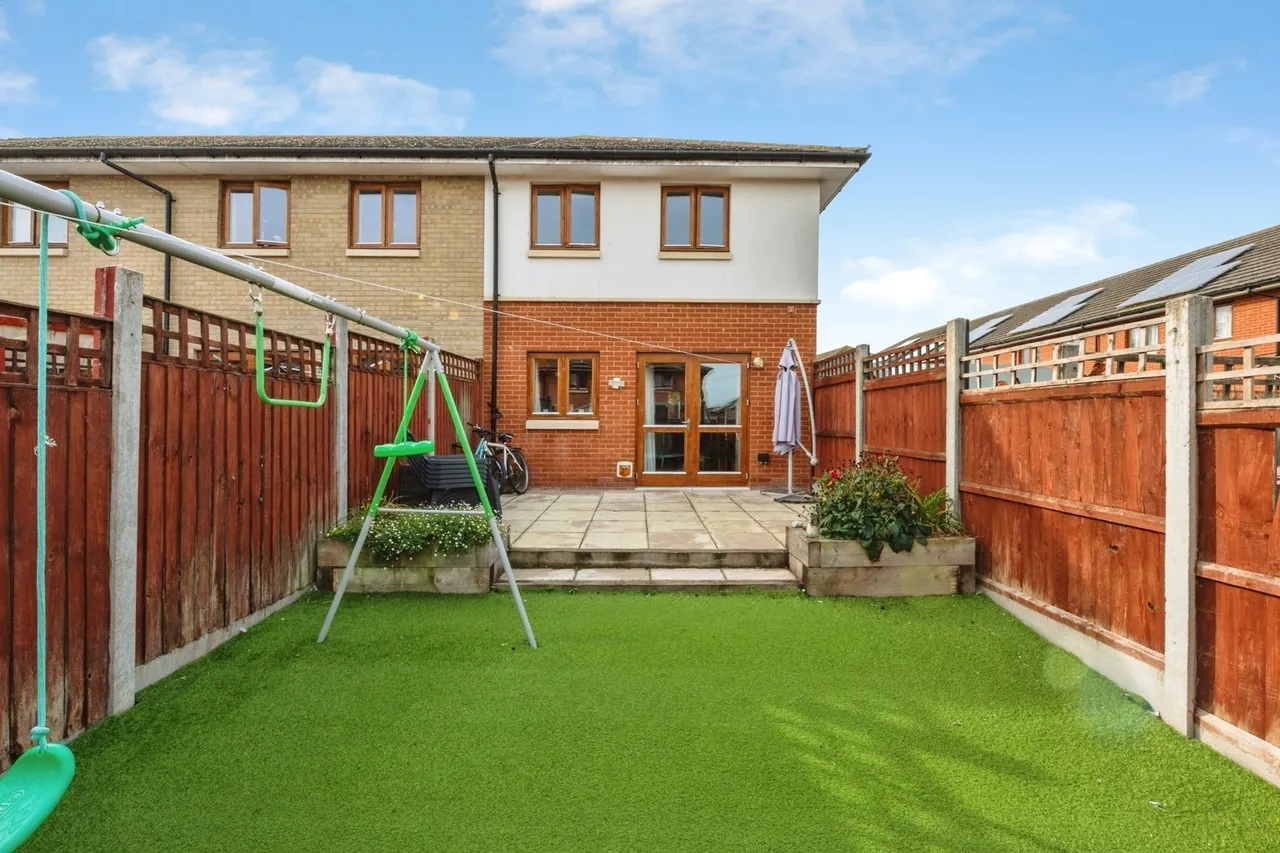 Raleigh Close, Gravesend, DA12, photo 16