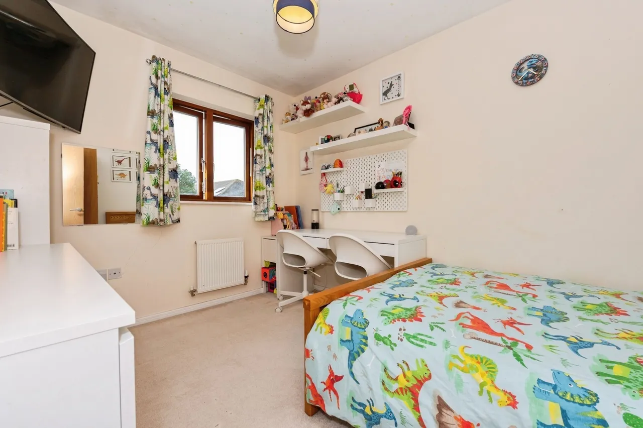 Raleigh Close, Gravesend, DA12, photo 8