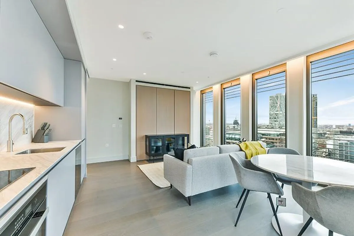 One Bishopsgate Plaza, Houndsditch, EC3A, photo 3